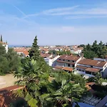 N & V Lägenhet Poreč