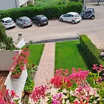N & V Lägenhet Poreč