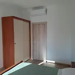 N & V * Poreč