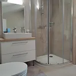 N & V Lägenhet *