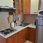 N & V * Poreč