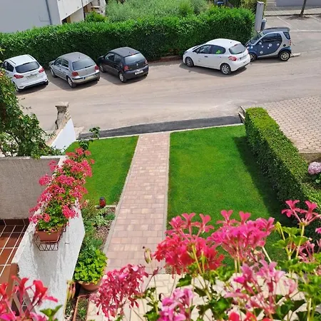 N & V Lägenhet Poreč