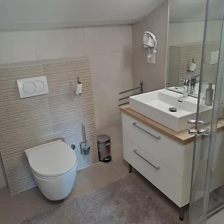 Appartement N & V