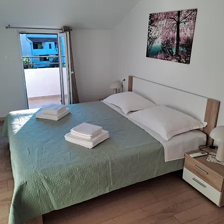 N & V Apartment Porec