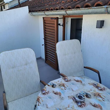 N & V Porec