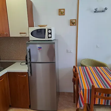 Apartment N & V